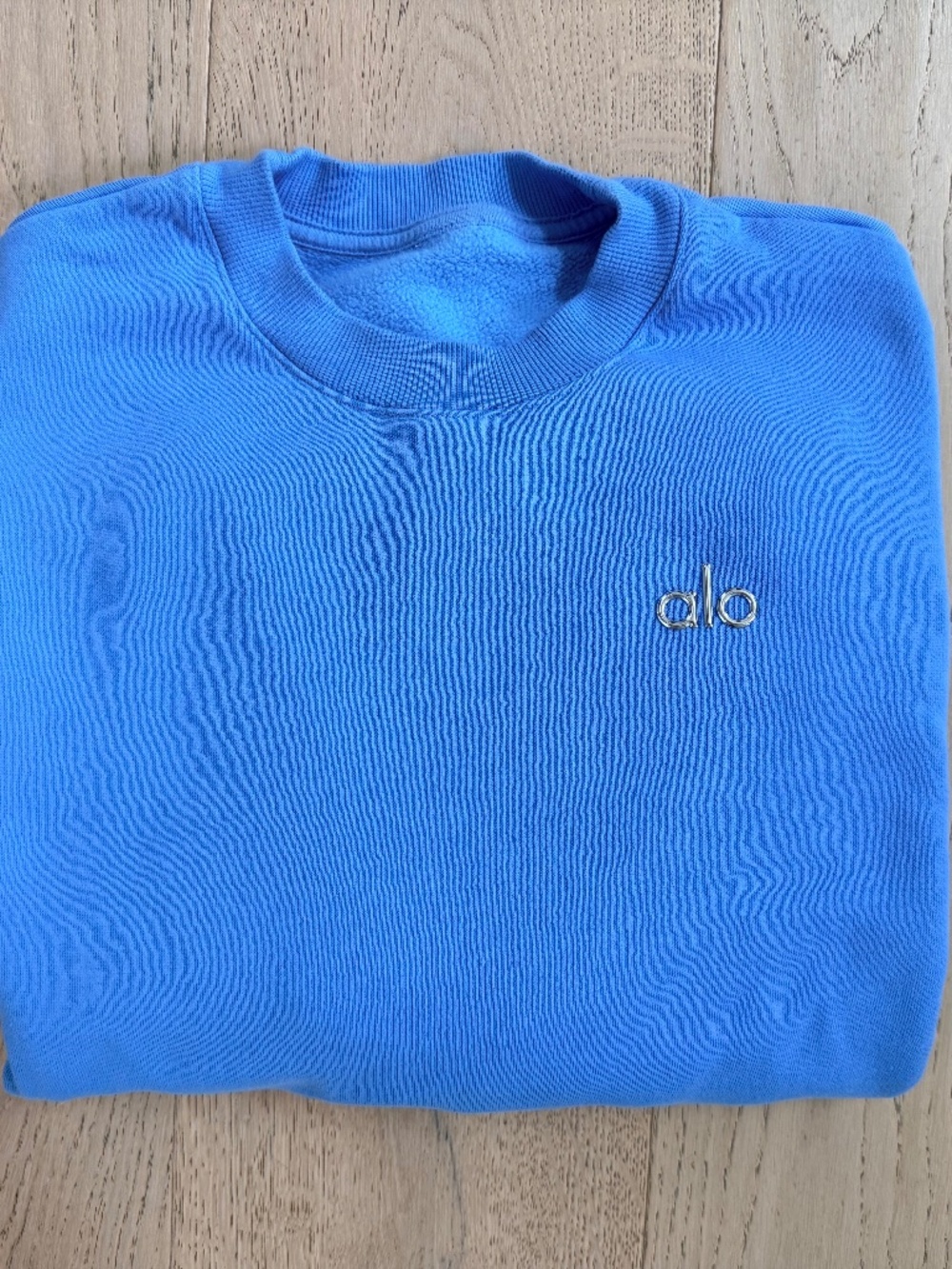 Alo Yoga Allcolade Crew Neck Size Small